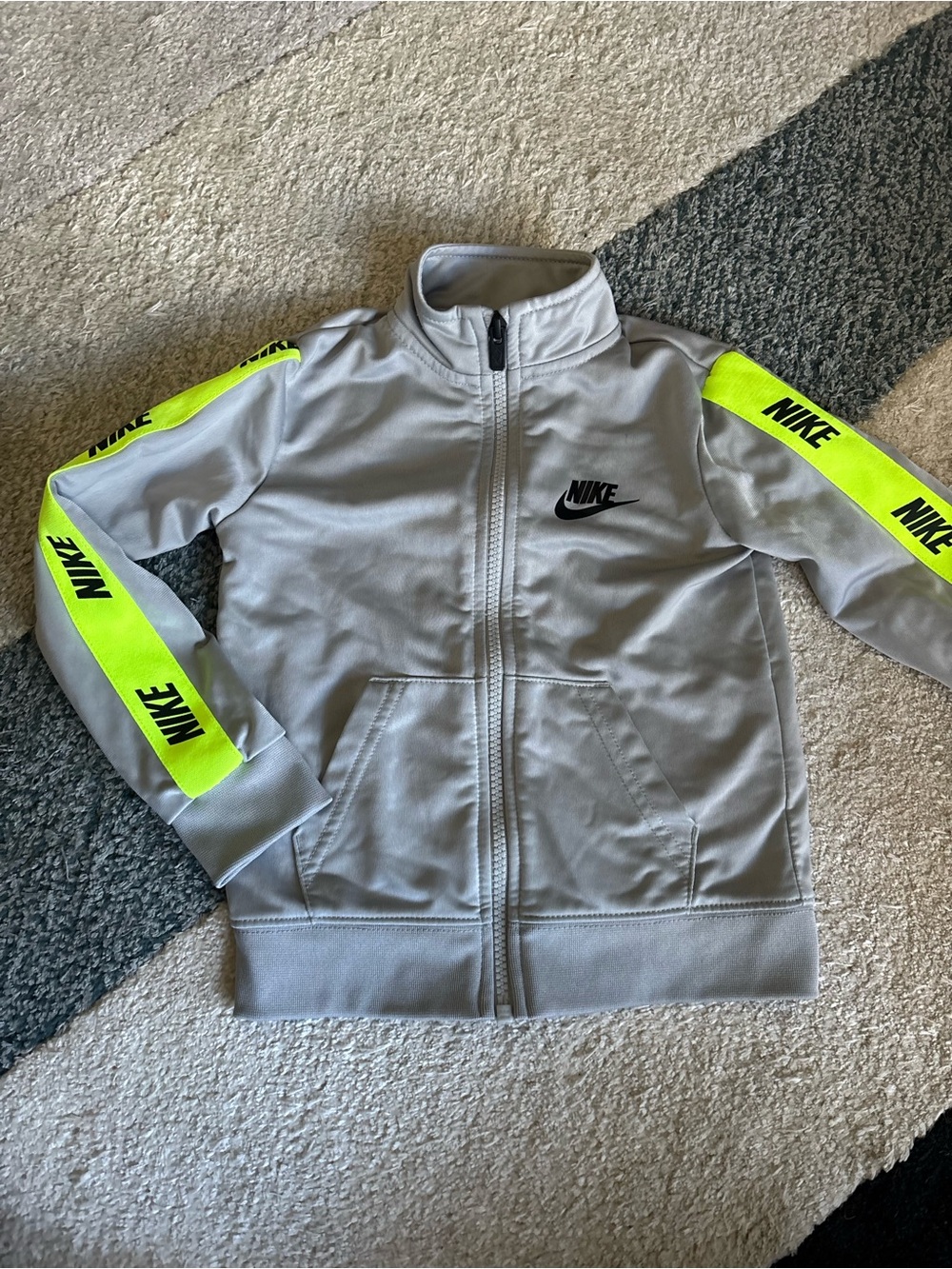 Nike Kids' Athletic Full Zip Jacket Windbreaker Size 3T Gray and Neon Yellow